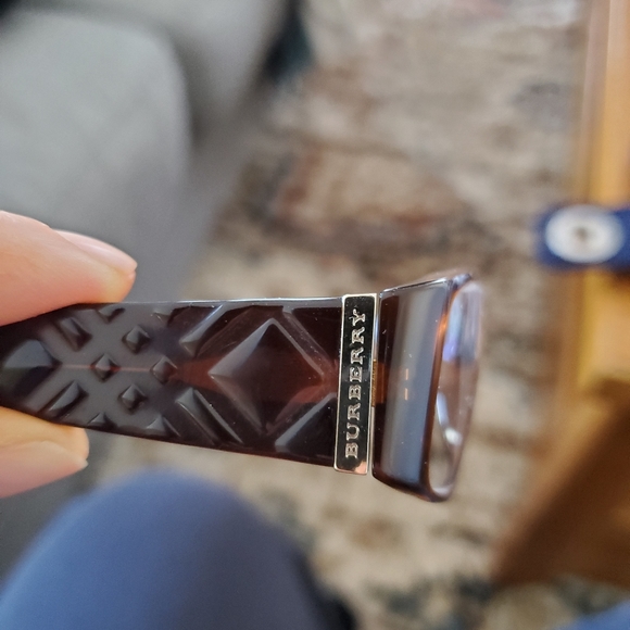 Like new Burberry eyeglasses style 2007 3011 - Picture 4 of 8